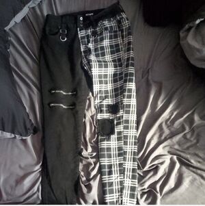 Hot Topic Super Skinny Jeans Split Plaid & Black